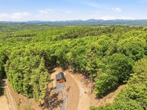 387 Tree Top Dr, Fleetwood, NC, 28626-9206 | Card Image