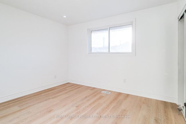 56 Moxley Dr, House other with 6 bedrooms, 4 bathrooms and 5 parking in Hamilton ON | Image 15