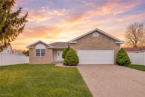 2122 Normandy Dr, Wooster, OH, 44691-5420 | Card Image