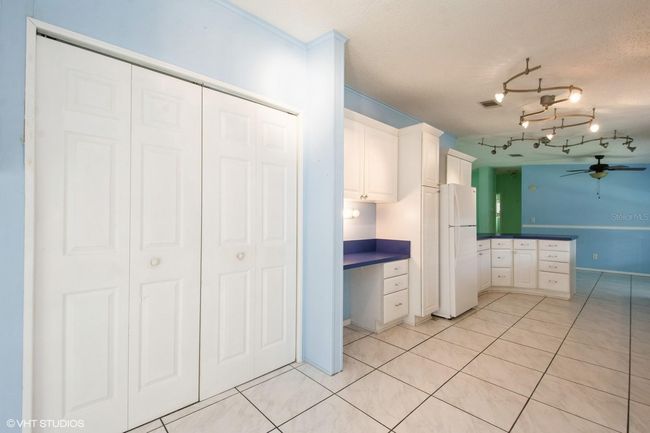 472 Trout Ln, House other with 3 bedrooms, 2 bathrooms and null parking in OLDSMAR FL | Image 7