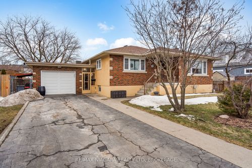 506 Main Street W, Port Colborne, ON, L3K3W6 | Card Image