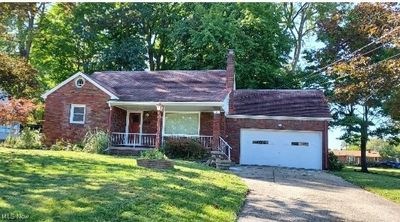 645 Forest Ridge Drive, House other with 3 bedrooms, 2 bathrooms and null parking in Youngstown OH | Image 1