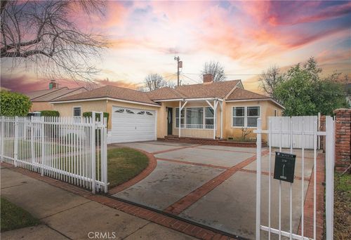 13568 Ottoman St, Arleta, CA, 91331-6309 | Card Image