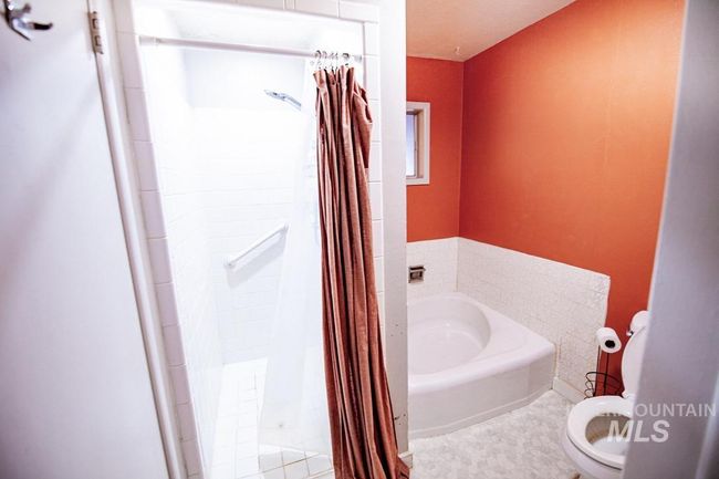 611 E Hawaii Ave, House other with 3 bedrooms, 3 bathrooms and 2 parking in Nampa ID | Image 12