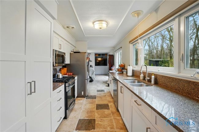 2257 N Carriage Ln, House other with 4 bedrooms, 4 bathrooms and 2 parking in Port Clinton OH | Image 17