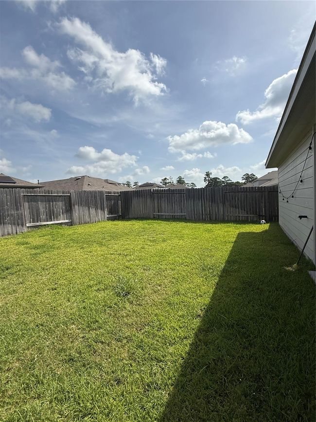 2407 Hartsel Forest Trl, House other with 3 bedrooms, 2 bathrooms and 2 parking in Spring TX | Image 16