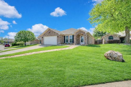 12200 Rolling Ridge Dr, Burleson, TX, 76028-7548 | Card Image