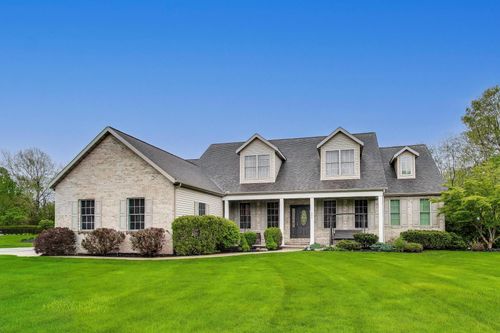 292 River Run Dr, Saint Joseph, MI, 49085-8671 | Card Image