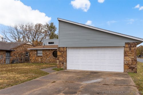 13353 E 33rd Place, Tulsa, OK, 74134 | Card Image