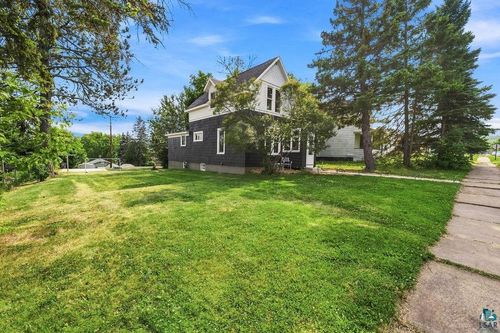 4506 Dodge St, Duluth, MN, 55804-1513 | Card Image