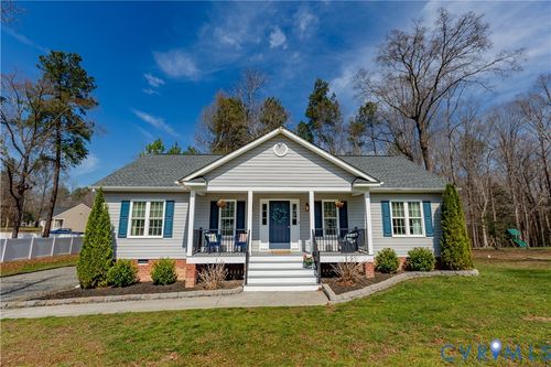 243 Pleasant View Dr, Aylett, VA, 23009-3430 | Card Image