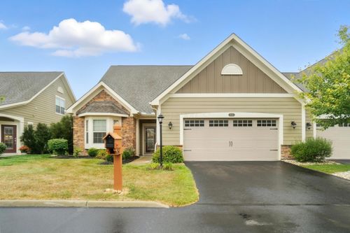 841 Summerlin Ln, Marysville, OH, 43040-7623 | Card Image