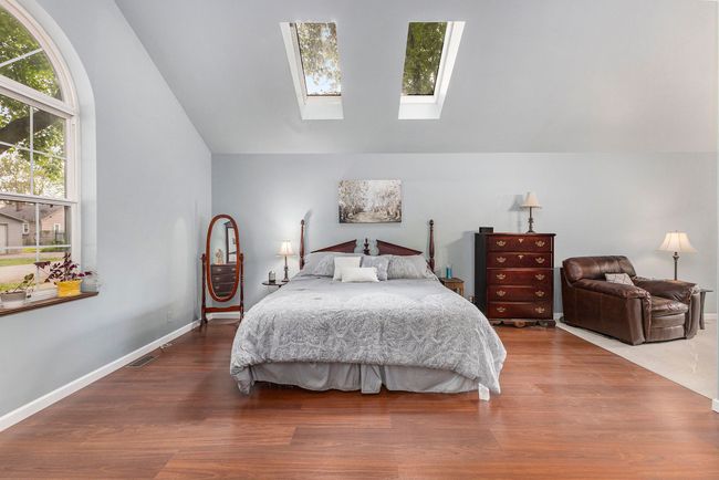 Primary Bedroom | Image 12