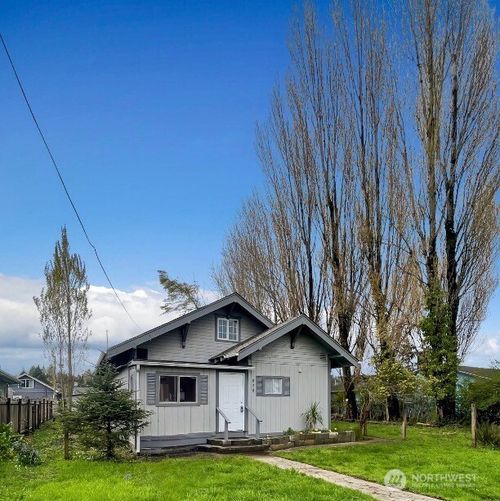 518 California Avenue, South Bend, WA, 98586 | Card Image