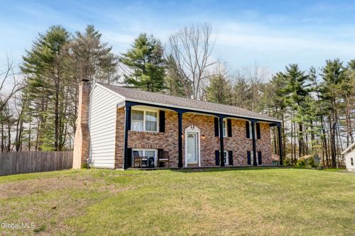 20 Wynnefield Dr, South Glens Falls, NY, 12803-5530 | Card Image