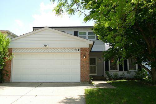 711 N Lakeside Dr, Vernon Hills, IL, 60061-2613 | Card Image
