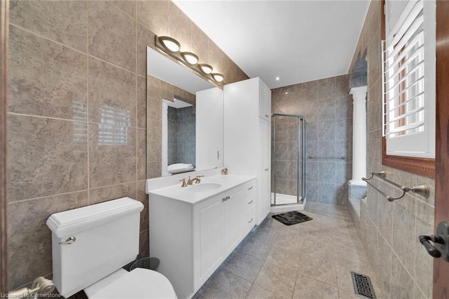 117 Christopher Dr, House other with 4 bedrooms, 5 bathrooms and 6 parking in Hamilton ON | Image 23