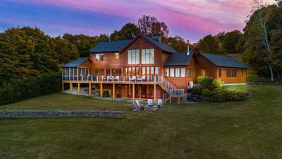 115 Eastman Road, House other with 3 bedrooms, 3 bathrooms and null parking in Woodstock VT | Image 1