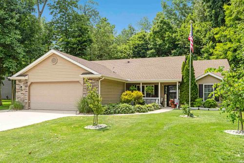 1403 Old Briar Trl, Auburn, IN, 46706-3824 | Card Image
