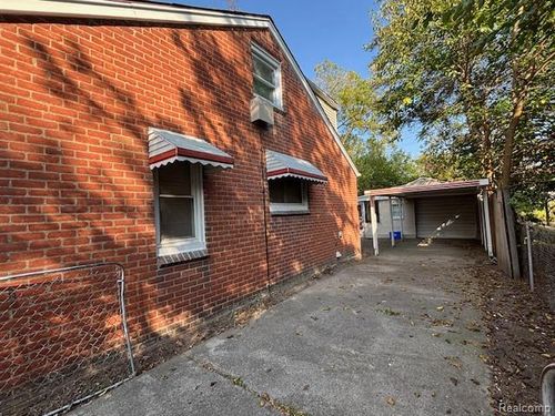 19498 Brady, Redford, MI, 48240-1303 | Card Image