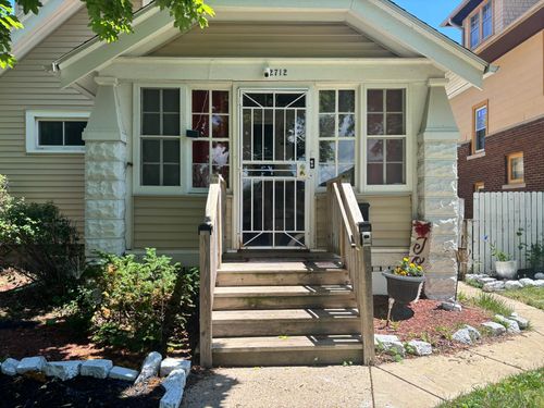 2712 N 50th St, Milwaukee, WI, 53210-2356 | Card Image