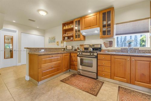 1521 Funston St, Hollywood, FL, 33020-6429 | Card Image
