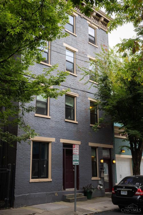 1412 Republic St, Cincinnati, OH, 45202-7869 | Card Image