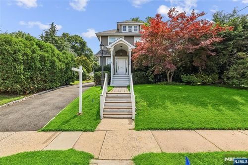 199 Larch Avenue, Teaneck, NJ, 07666 | Card Image