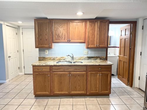 6-204 S Main St, Middletown, CT, 06457-3727 | Card Image