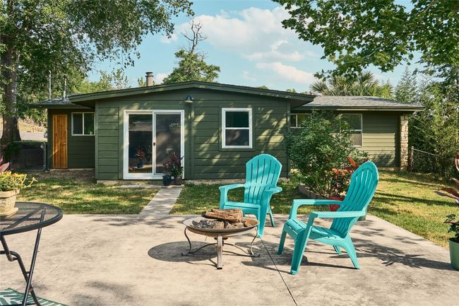 Backyard patio | Image 20