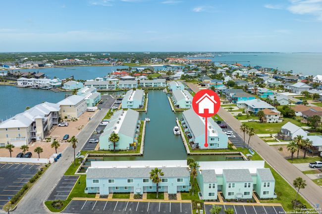 706 - 706 Lauderdale Dr, Condo with 2 bedrooms, 2 bathrooms and null parking in Rockport TX | Image 40