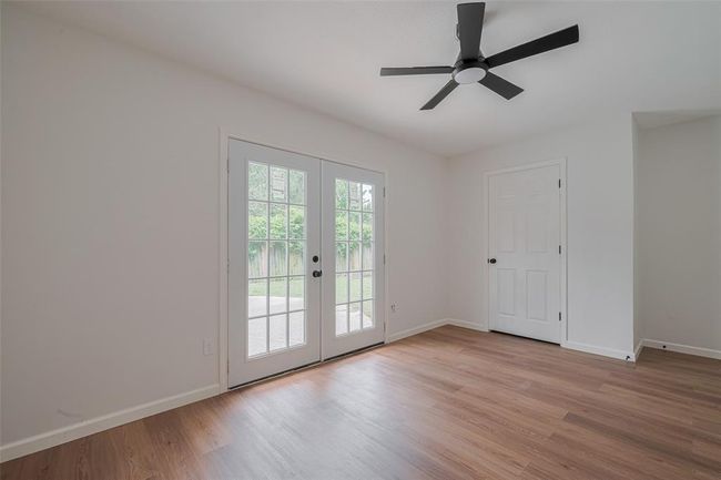 Primary bedroom. | Image 20