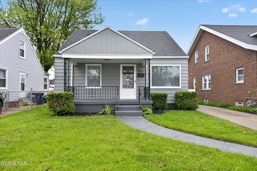 803 Mayfair Blvd, Toledo, OH, 43612-3137 | Card Image