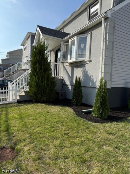 179 Boston Ave, Hillside, NJ, 07205-2631 | Card Image