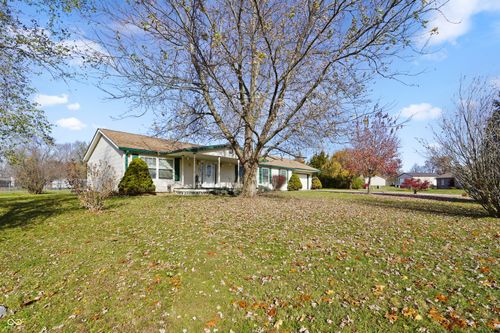 8980 Watkins Ln, Clayton, IN, 46118-8817 | Card Image