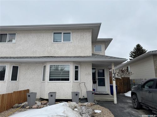 132 Barber Cres, Saskatoon, SK, S7M5M7 | Card Image