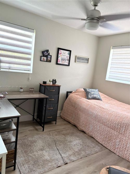 7810 Nw 11th Ct, Pembroke Pines, FL, 33024-5103 | Card Image