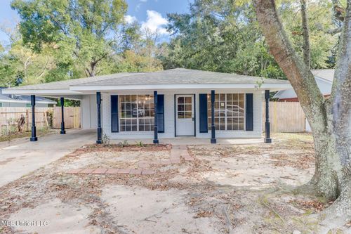 3702 Reynosa Dr, Gulfport, MS, 39501-7248 | Card Image