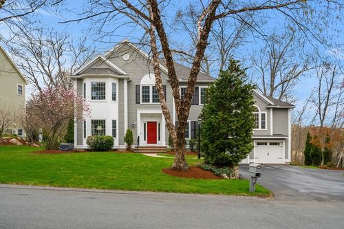 25 Stirling St, Andover, MA, 01810-1408 | Card Image