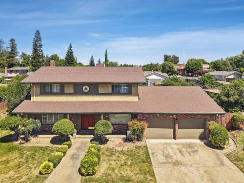 816 Evert Ct, Lodi, CA, 95242-3703 | Card Image