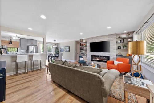 605 Oak Lane, Horicon, WI, 53032 | Card Image