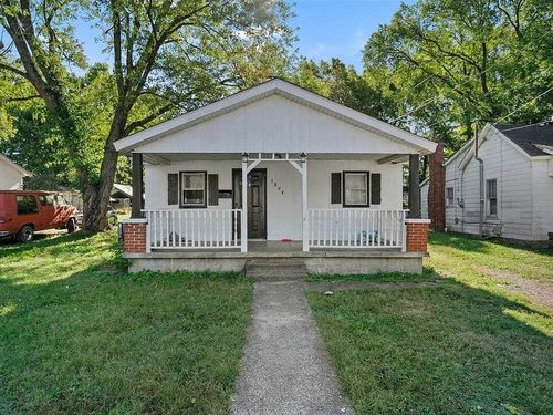 1324 Stubbins St, Bowling Green, KY, 42101-2057 | Card Image