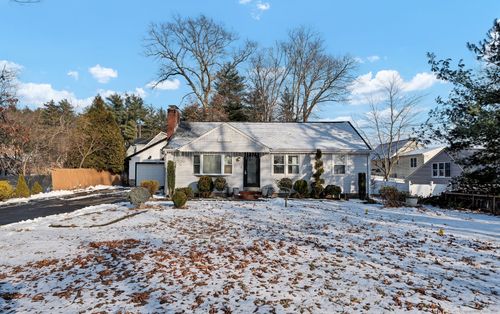 1815 New Britain Ave, Farmington, CT, 06032-3113 | Card Image