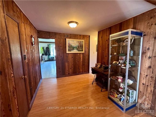 5347 St Andrews Rd, House other with 3 bedrooms, 2 bathrooms and 10 parking in Saint Andrews West ON | Image 9