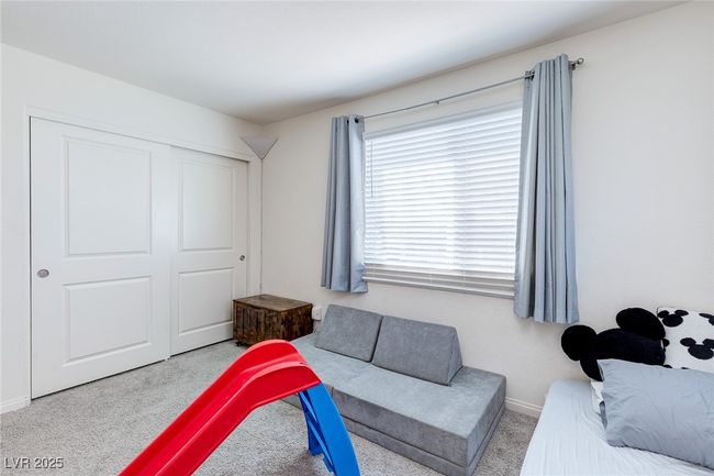 6804 Surf Green Ct, Townhouse with 3 bedrooms, 3 bathrooms and null parking in North Las Vegas NV | Image 17