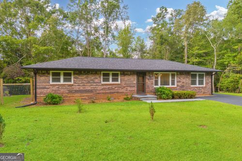 110 Riverdale Rd, Toccoa, GA, 30577-8382 | Card Image