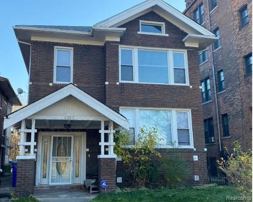 2007 Tuxedo St, Detroit, MI, 48206-1218 | Card Image