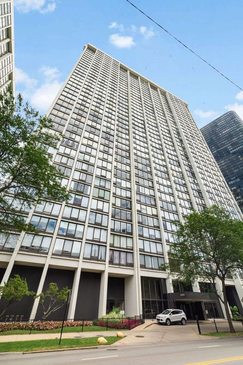 1811-5445 Sheridan Rd, Chicago, IL, 60640-7465 | Card Image