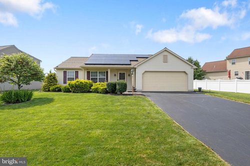3305 Jodi Ln, DOVER, PA, 17315-4759 | Card Image