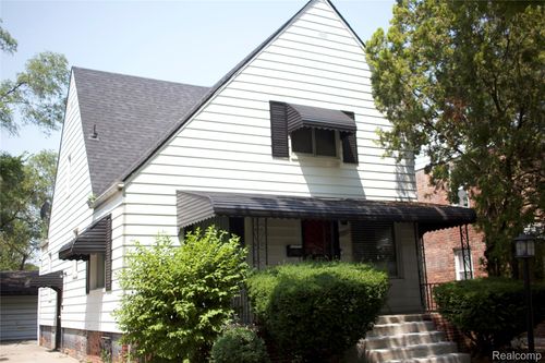 8205 Normile St, Detroit, MI, 48204-3141 | Card Image
